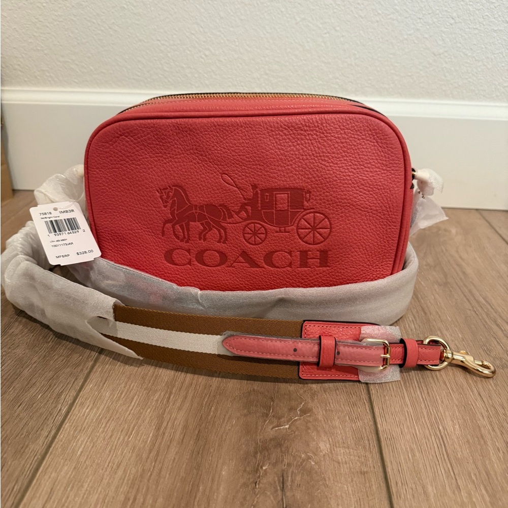 New with tag, coach Jess crossbody F75818 bright Coral